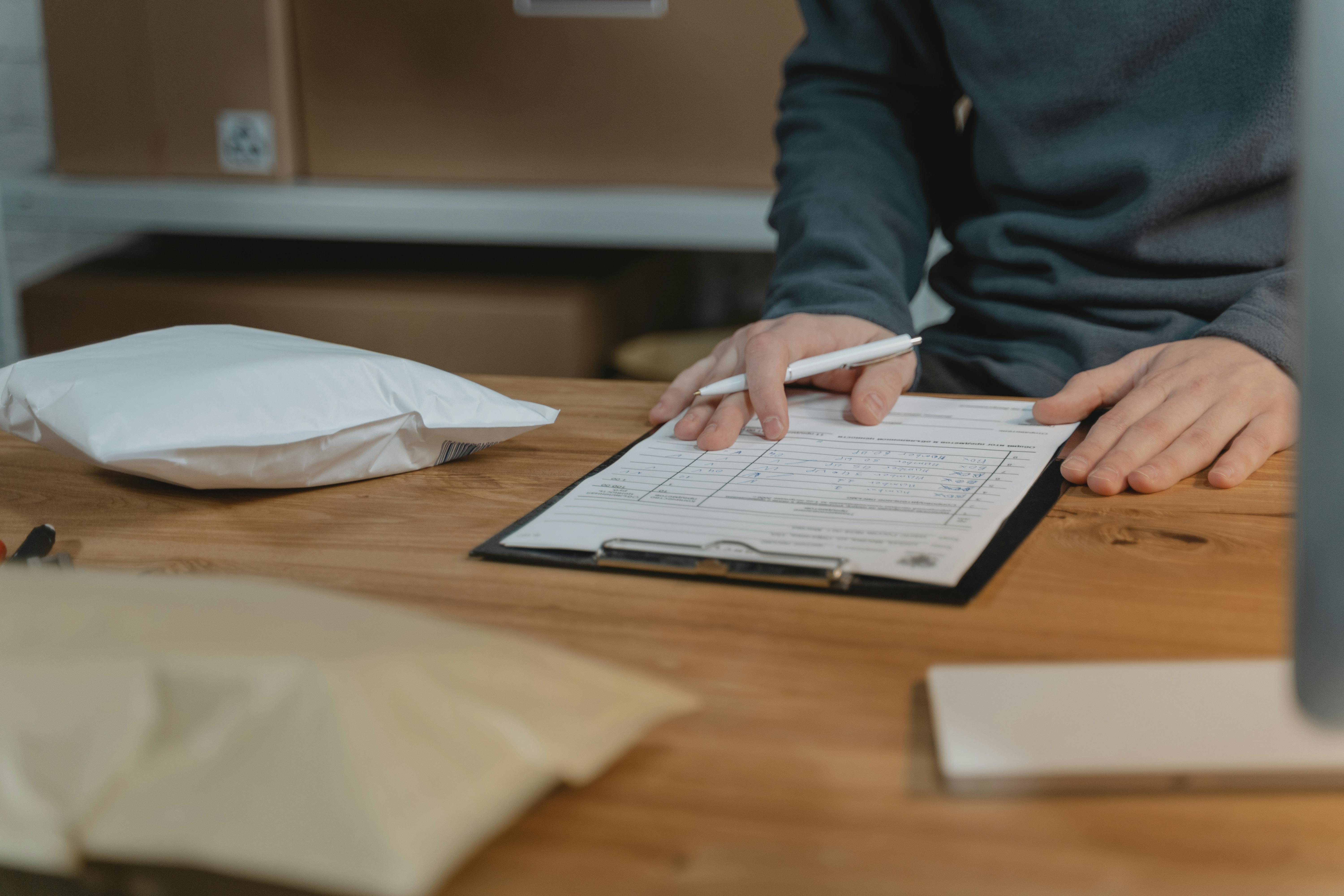Source affordable shipping supplies